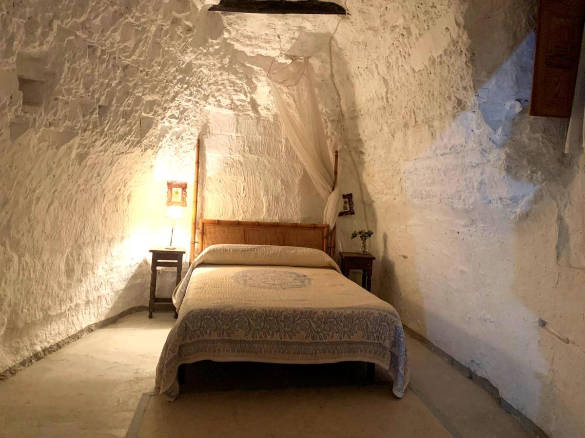 Cueva El Mirador Geoparque De Granada Villa Benamaurel Exteriör bild