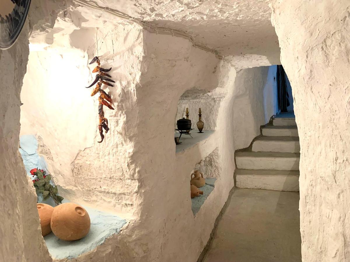 Cueva El Mirador Geoparque De Granada Villa Benamaurel Exteriör bild
